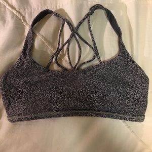 Lululemon “free to be wild” sports bra